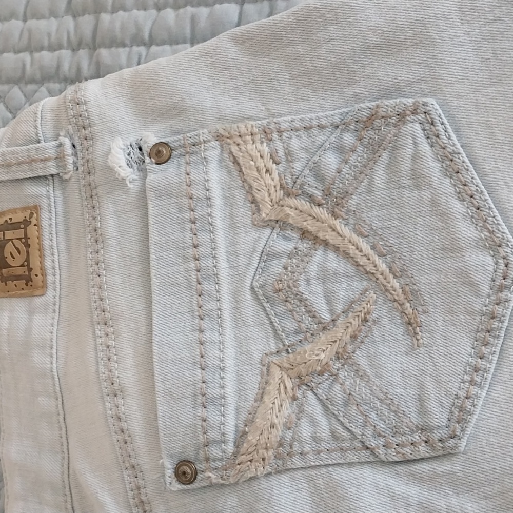 Jeans - Picture 6 of 7